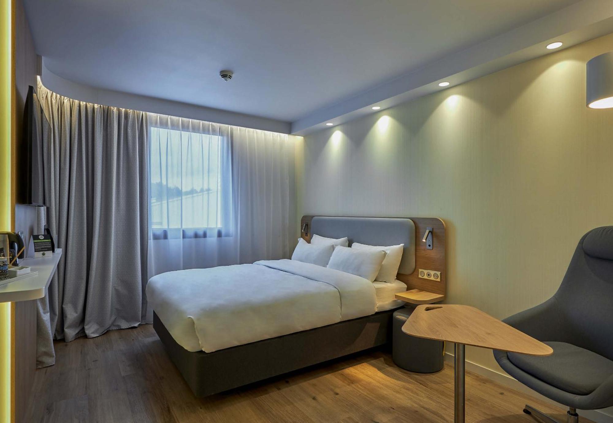 B&B Hotel Deauville-Touques Esterno foto